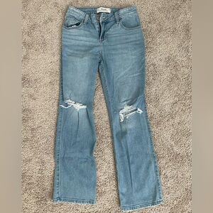 Hollister Low rise Straight Leg Jeans